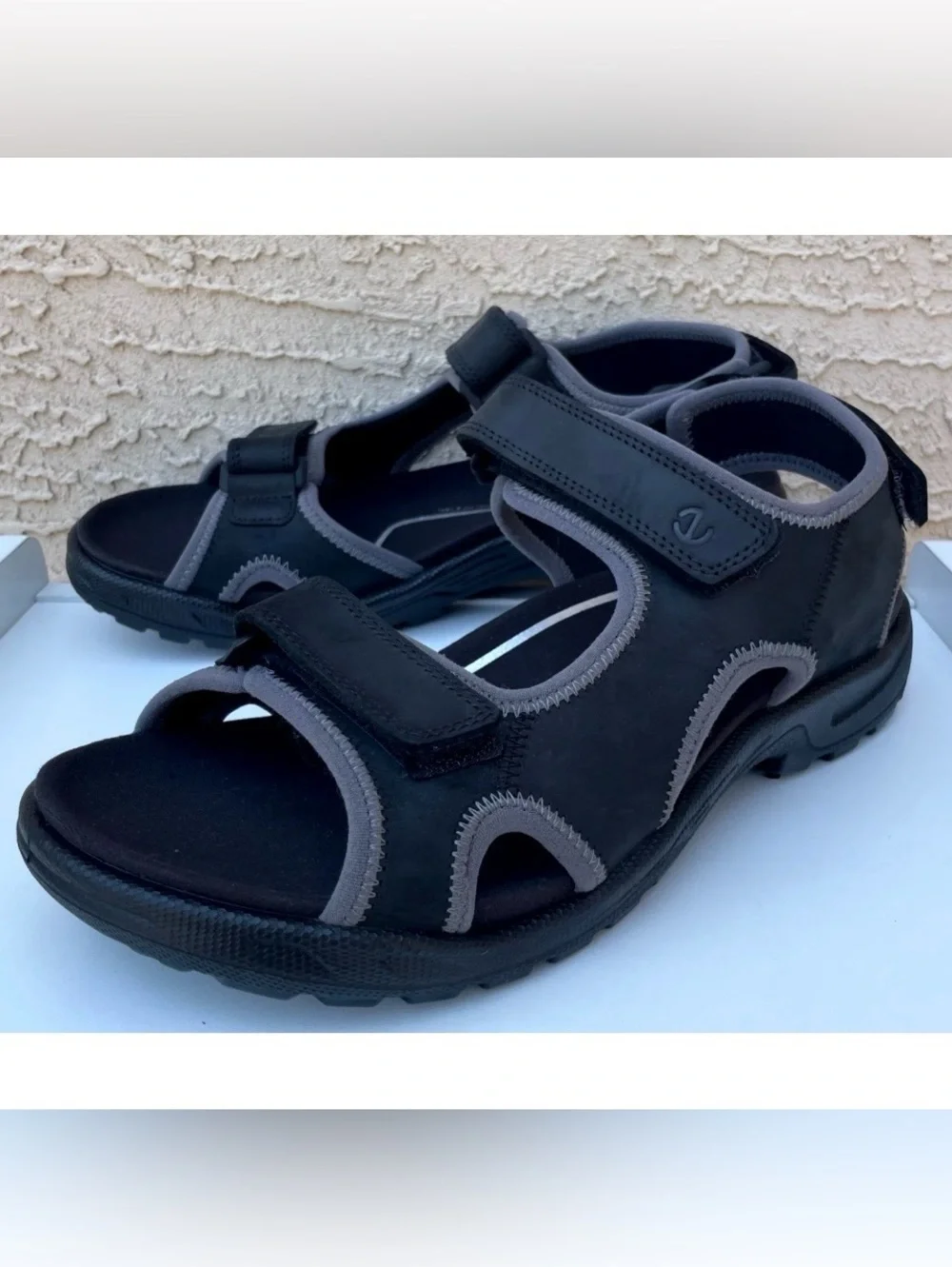 ECCO Onroads 3 Straps Mens Sz US 9-9.5 EU 43 Black Hiking Walking Water Sandals